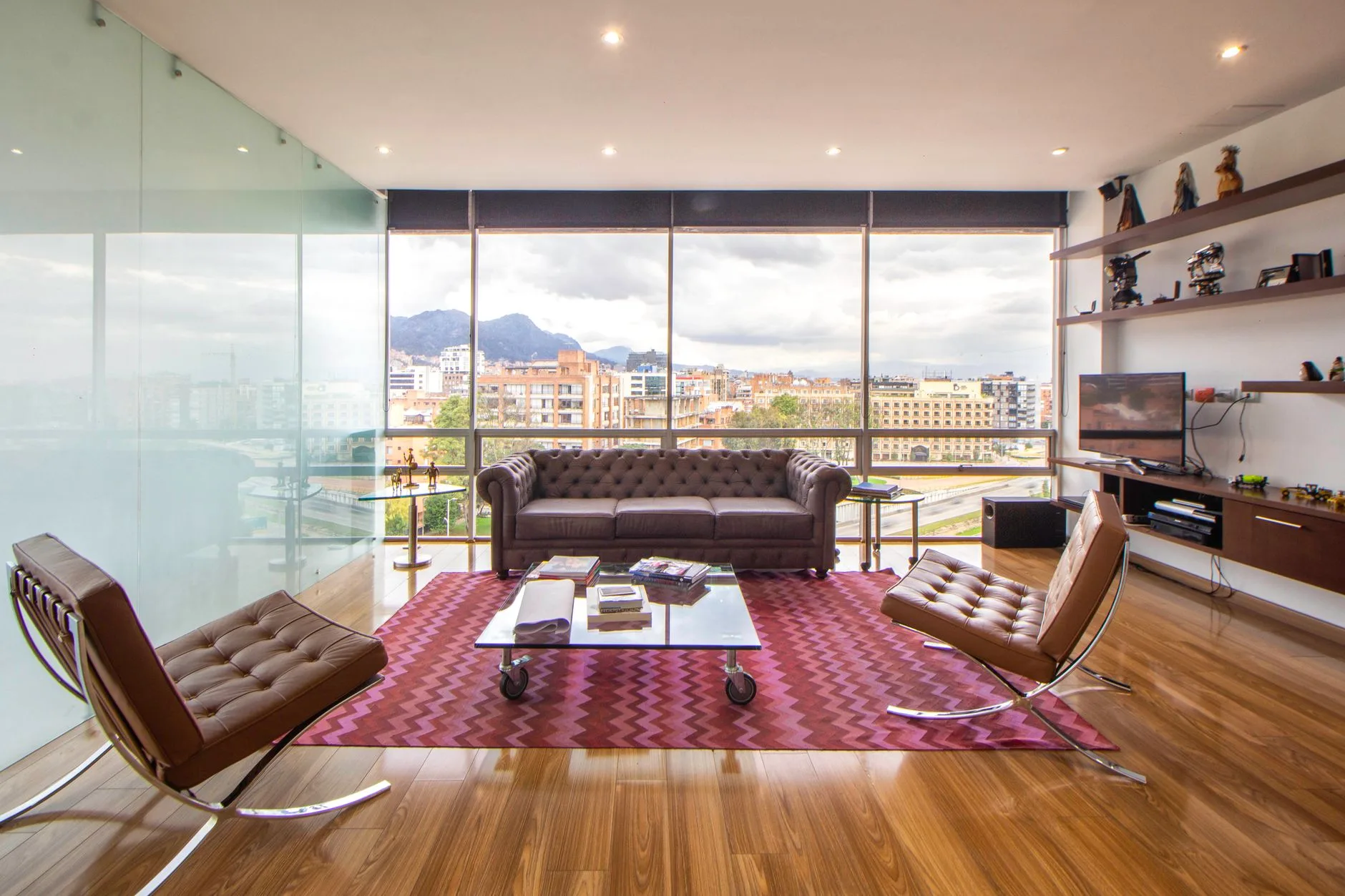 Blueorchardlabs executive room